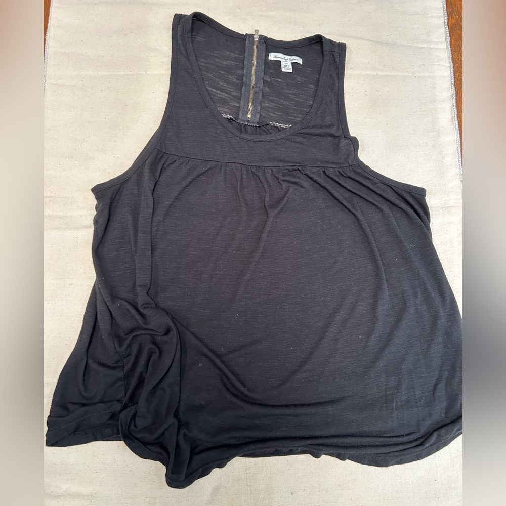 American Eagle Outfitters long, full sleeveless lightweight top, black, zip back